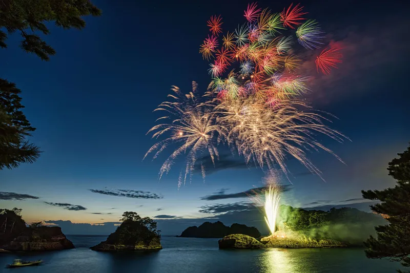 堂ヶ島夕映えの花火_1