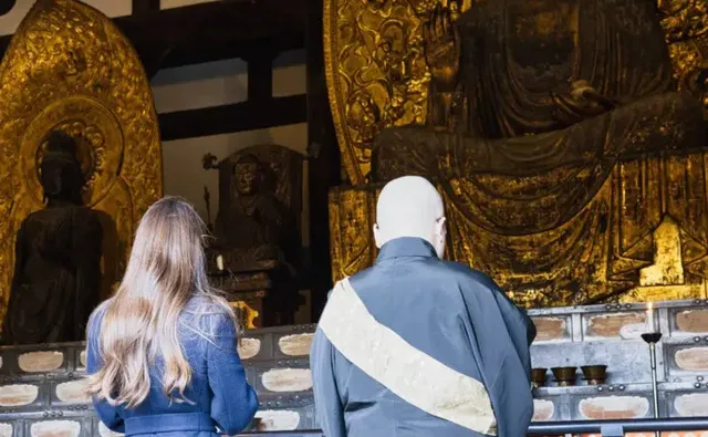 奈良・興福寺　国宝の東金堂を貸切拝観　仏教の教えを学ぶ