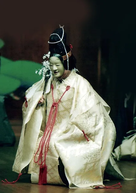 とくい能「巻絹 神楽留」_1
