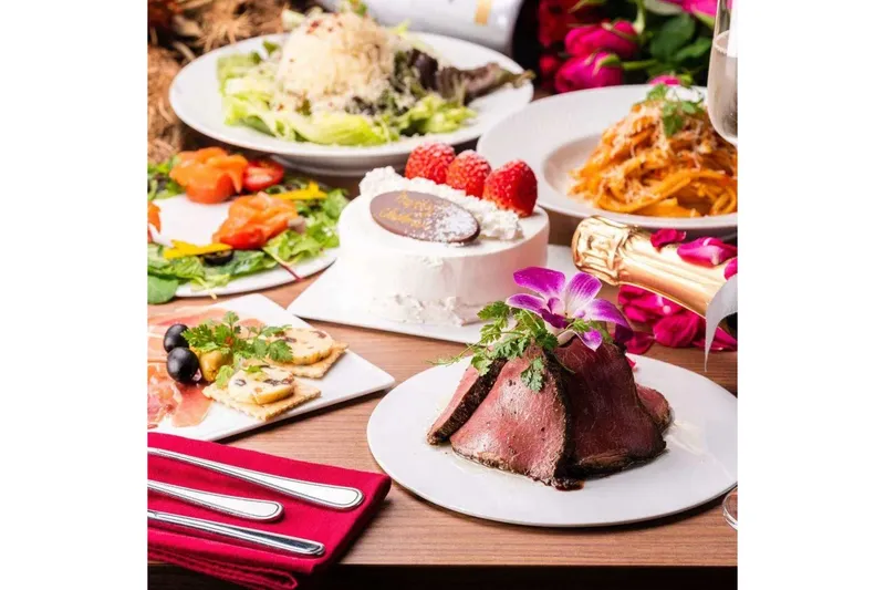 【クリスマス2024】ローストビーフや蟹のパスタなど特別な全6皿【GinzaBar L’aurora】_1