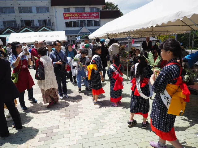 白樺高原すずらん祭り_1