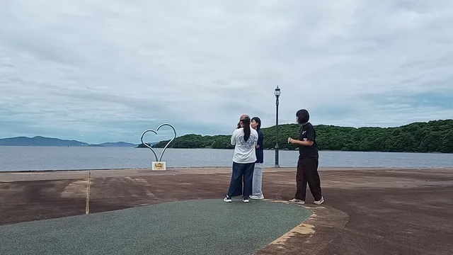 つなぎ美術部成果展　つなぎ映画館_1