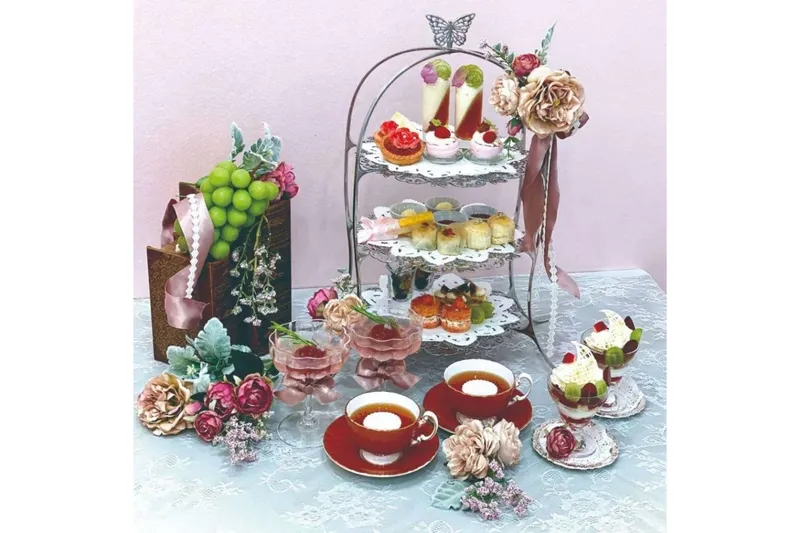 Sweet and Beauty 「Antique Rose」 Afternoon tea【フォリウムフロリスタカラヅカ サロン・ド・馬車道】