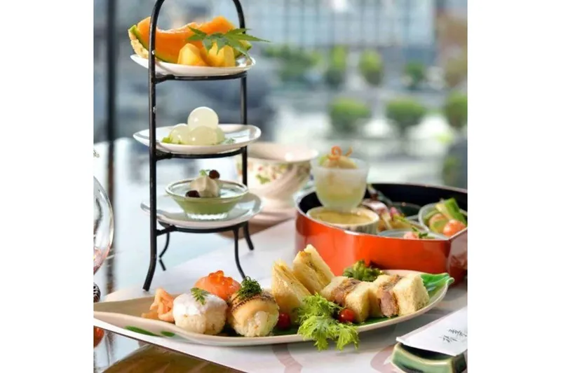 クリスマスアフタヌーンティー2025【丸ノ内ホテル】