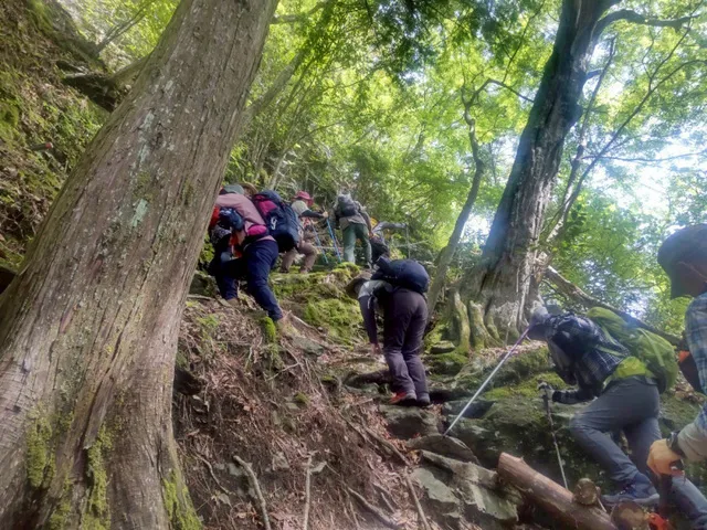地元愛媛県の人気登山ガイド智さんと行く秋のチャレンジ登山　東赤石山_1