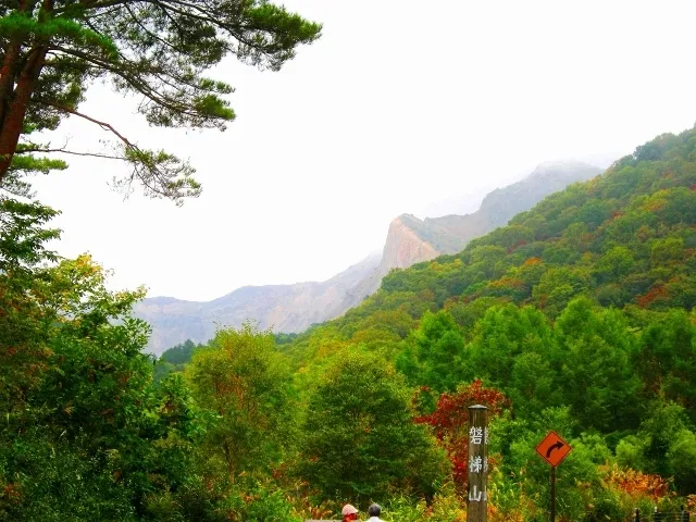 【紅葉・見ごろ】磐梯山ゴールドライン_1