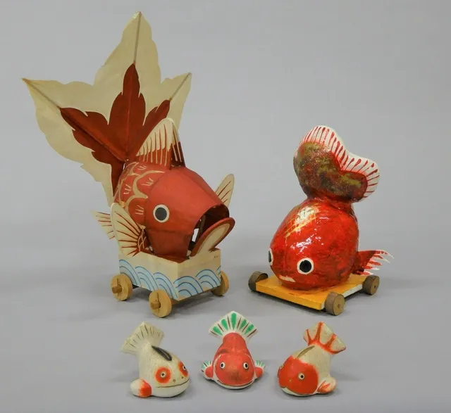 トピック展示「夏を彩る金魚の郷土玩具」_1