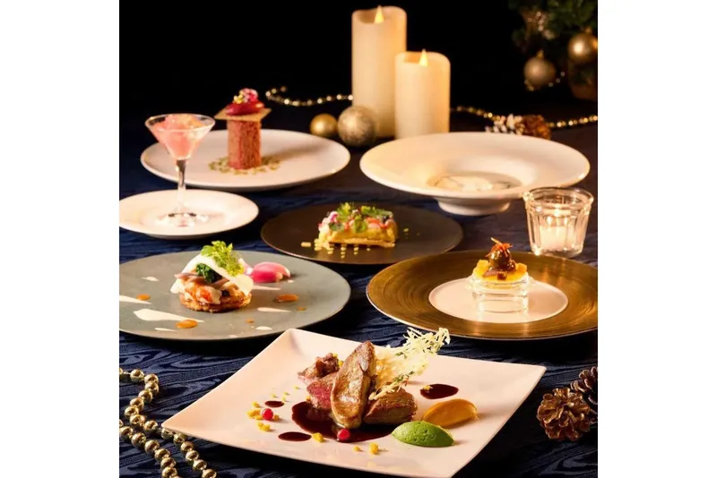 【クリスマス2025】2日間限定★特別ディナーを生演奏とともに【丸ノ内ホテル】