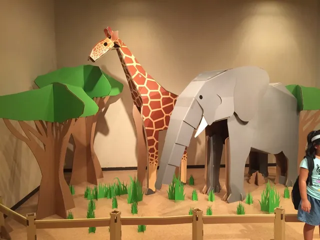 ダンボールアートサファリパーク_1