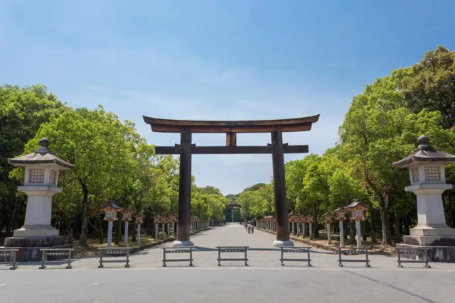 地元ガイドと一緒に日本の誕生と江戸時代の魅力を探る：橿原神宮と今井町歴史ツアー_1