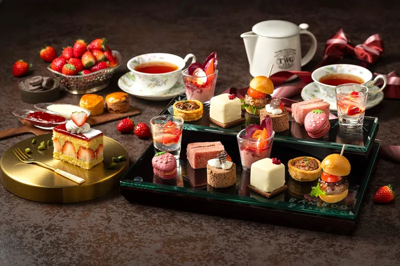 苺とショコラのアフタヌーンティー【シェラトン都ホテル東京】