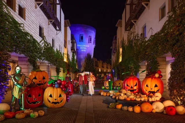 THE HALLOWEEN HOTEL 2025_1