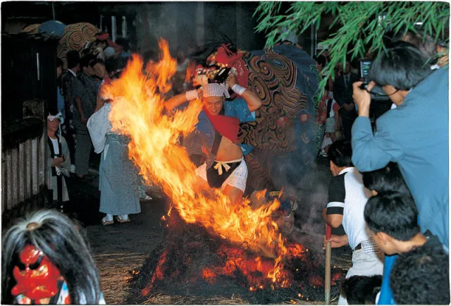 二口熊野社火渡り神事_1