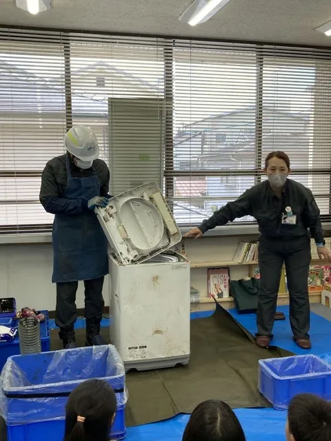わくわく！家電解体ショー！～クイズ・紙芝居でリサイクルを楽しく学ぼう～_1