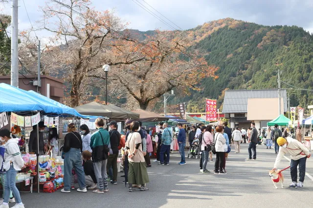 五サー市と秋の吉水園一般公開_1