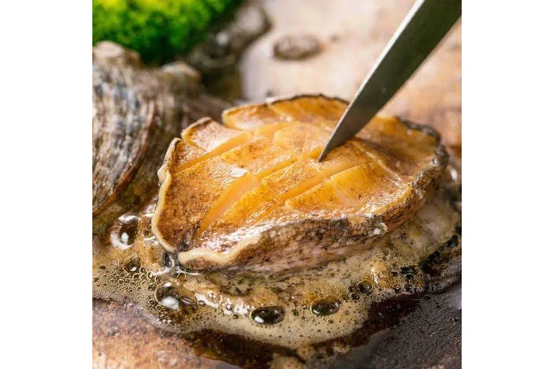 【クリスマス2024】国産牛サーロインと伊勢海老や鮑の鉄板焼など【鉄板焼天 銀座8丁目店】_3