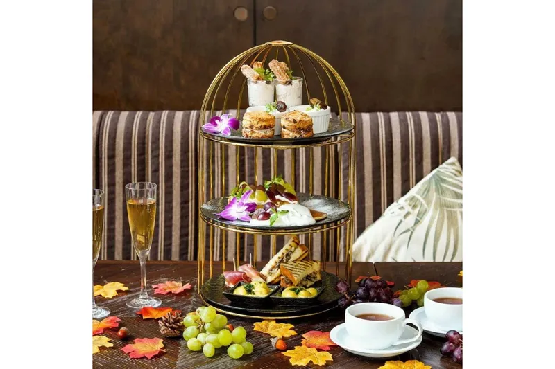 【秋のアフタヌーンティー】ぶどう＆マロンなど秋の味覚を楽しむ【Ginger’s beach】