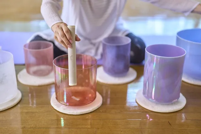 Crystal Bowl × Yoga_1