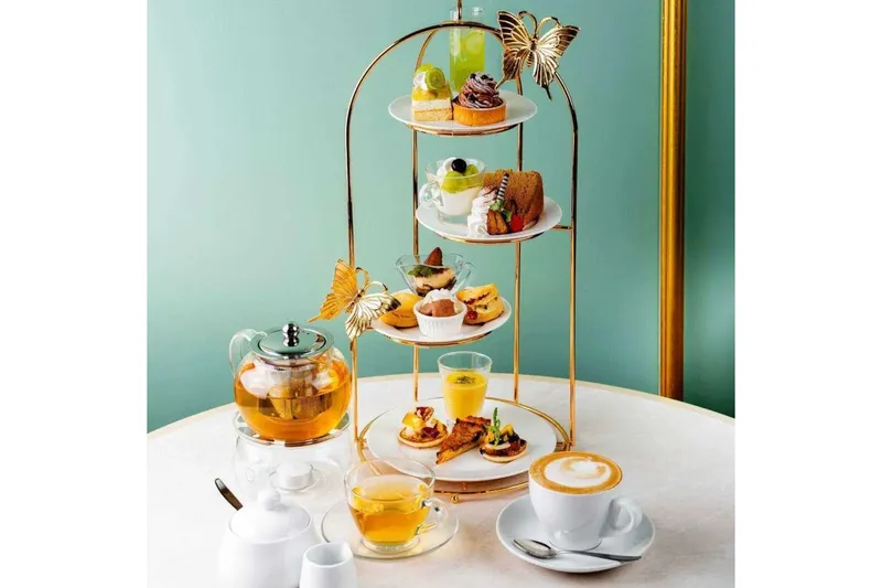 栗とシャインマスカットのアフタヌーンティー【GINZA TENSHODO CAFE】