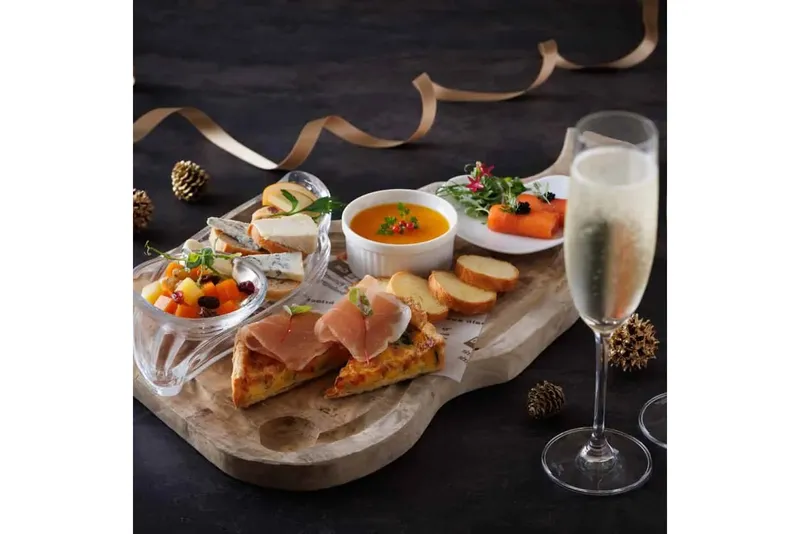 【クリスマス2025】オードブル＆乾杯スパークリングワイン付き【浅草ビューホテル】