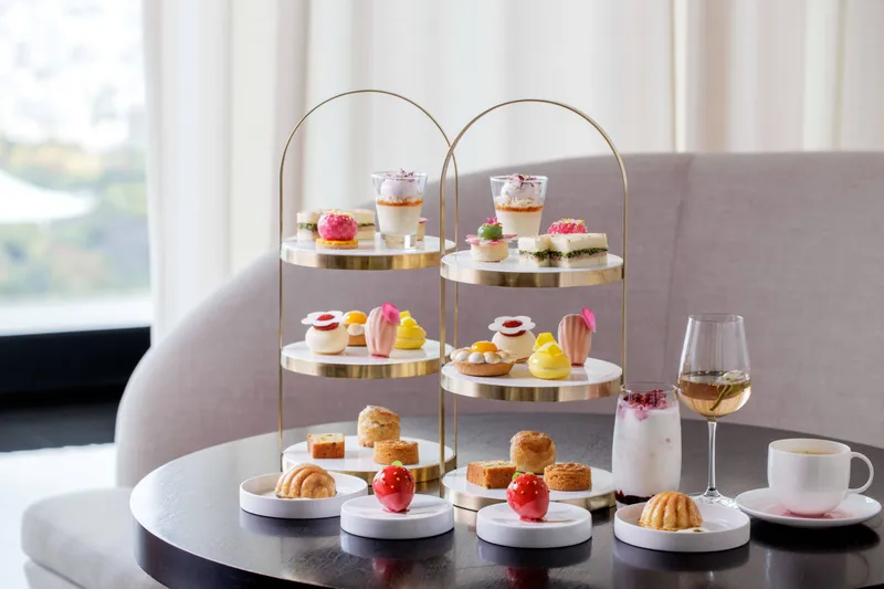 ウィンターストロベリーアフタヌーンティー【フォーシーズンズホテル東京大手町】