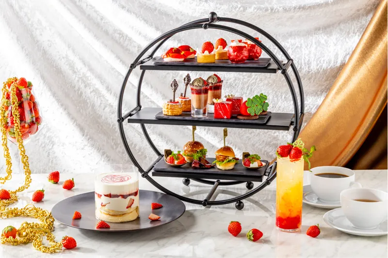 いちごとチョコレートのアフタヌーンティー“幸運の始まり”　一瞬のとろける贅沢パンケーキ​【キンプトン新宿東京】