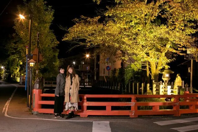 秋の江名子川ライトアップ_1