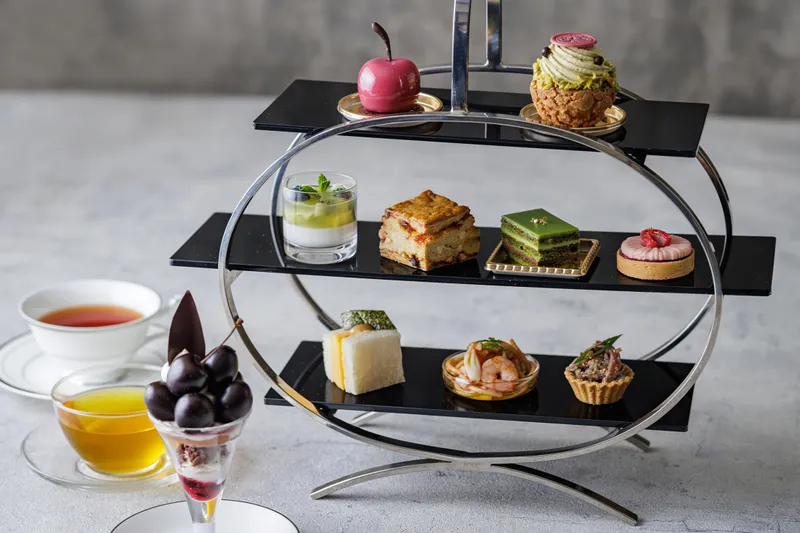 ダイニング・カフェ「ベルテンポ」 アフタヌーンティーセット【ホテルメトロポリタン エドモント】