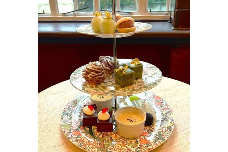 【アフタヌーンティー】旬のフルーツや地元食材を使ったスイーツ【R・CASA HAYAMA】