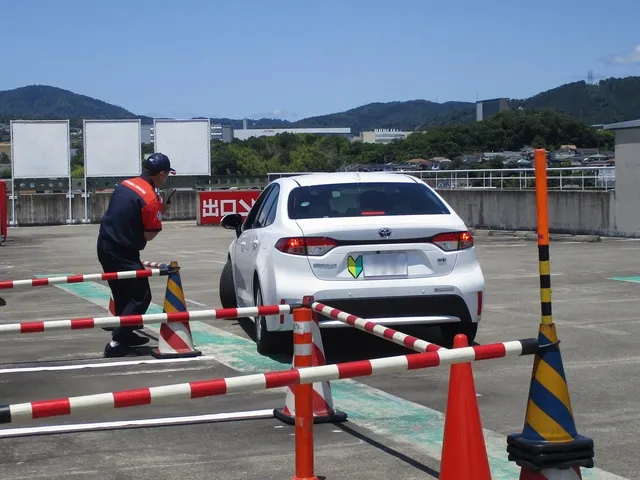 JAF大阪 ドライバーズセミナー 車庫入れコース_1