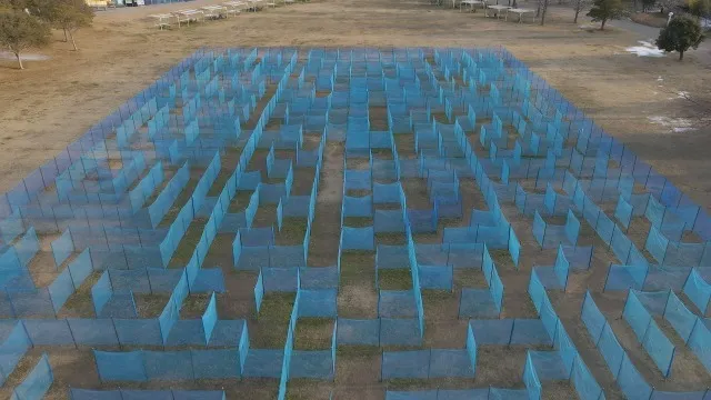 淡路島国営明石海峡公園　ユニバーサル巨大迷路_1