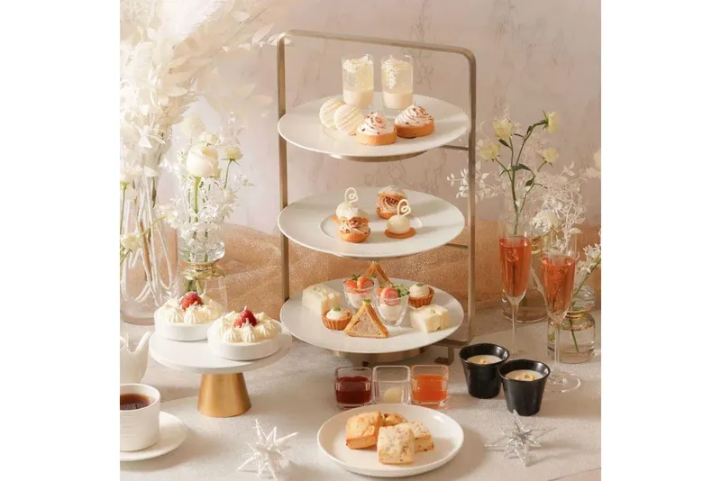 【Xmas2025】スノーホワイトアフタヌーンティー【ホテル インターコンチネンタル 東京ベイ】