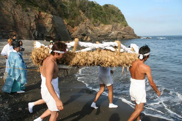 波切神社わらじ祭_1