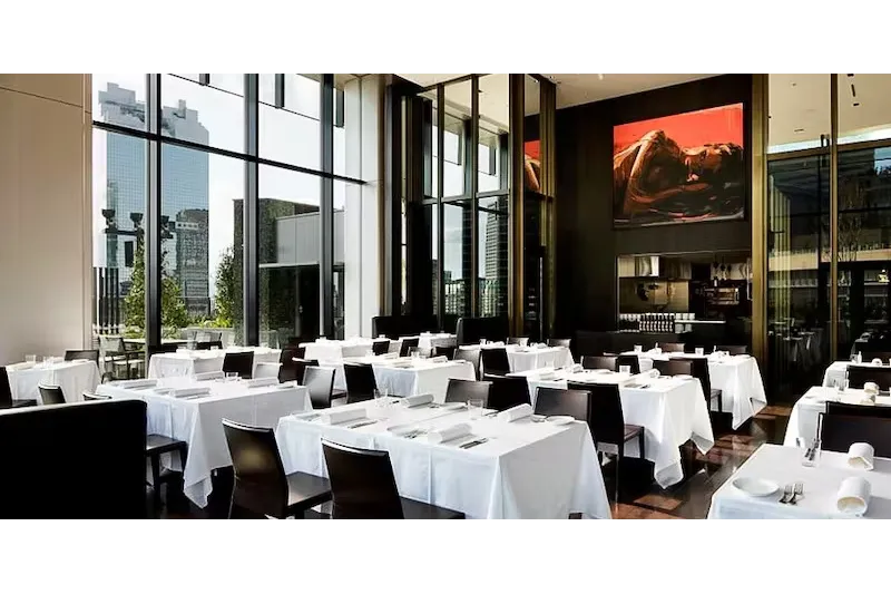 
THE COSMOPOLITAN／GRILL／BAR／TERRACE_1