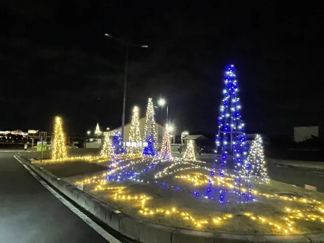 秩父鉄道ふかや花園駅ロータリー　イルミネーション_1