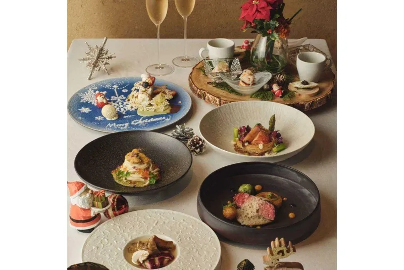【クリスマス2025】三大珍味とオマール海老＆国産牛のWメイン【ホテル＆レジデンス六本木】