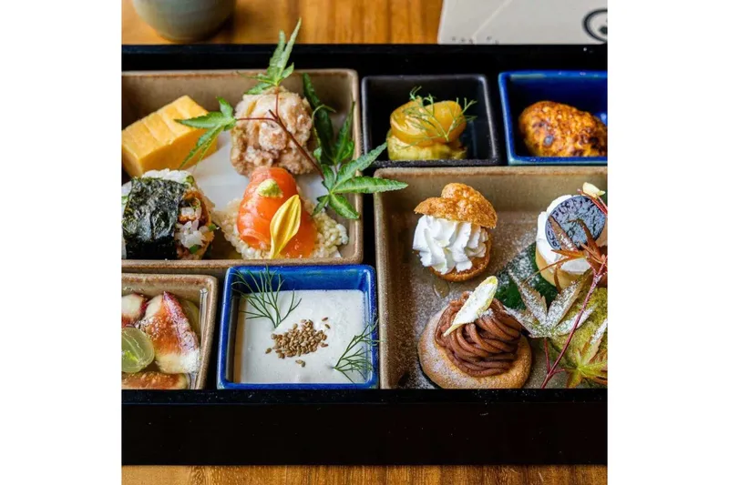 【秋のアフタヌーン箱】旬の和菓子やスイーツ＆食事など【高ようじ 大宮】