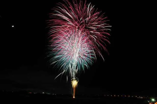 夏の鳥羽湾毎夜連続花火_1