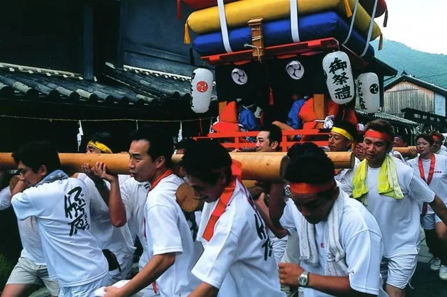 礒宮八幡神社 秋の例大祭_1