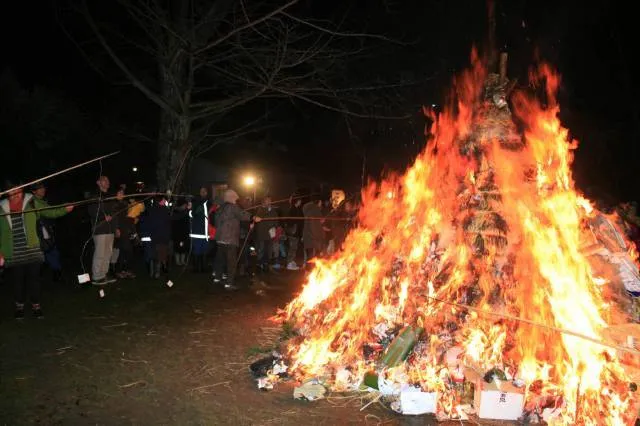伊勢玉の火祭