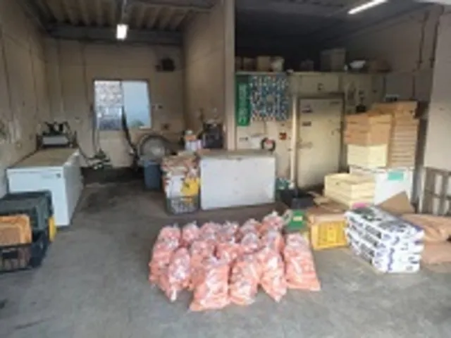 見学会「飼料倉庫」（8月）_1