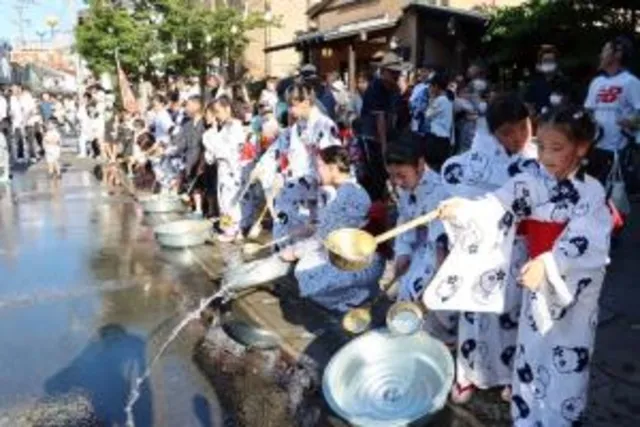 昭和の町打ち水大作戦＆第55回昭和の夜台市_1