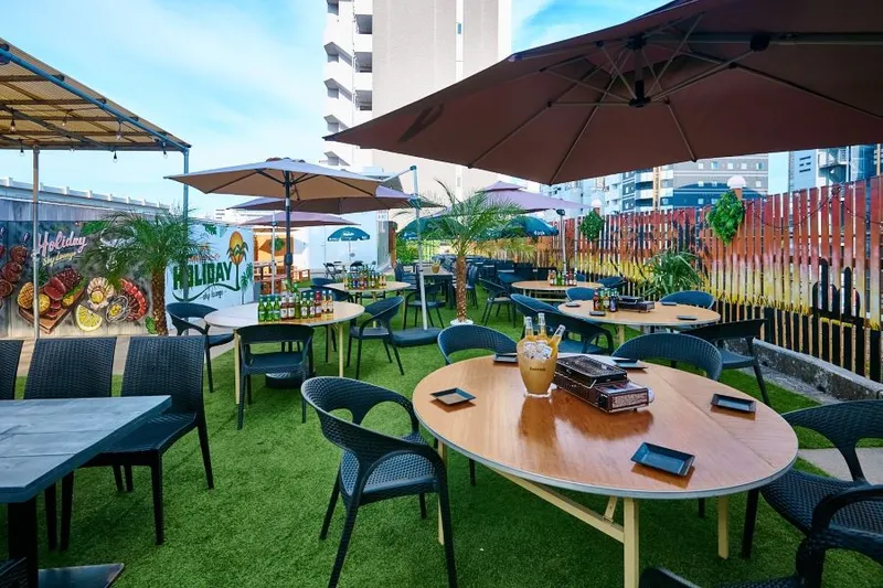HOLIDAY SKY LOUNGE 新宿_4