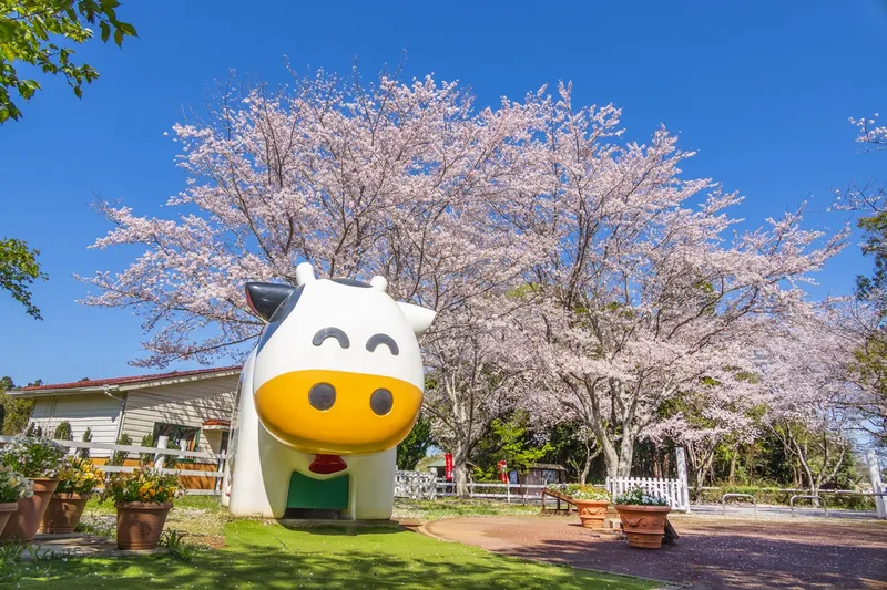 ゆめこちゃん像