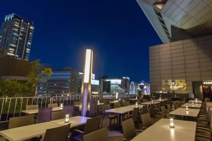 ビアガーデン&バーベキュー COMMA Terrace 大阪難波 2026