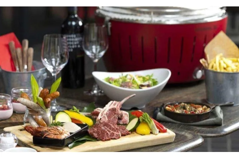 LAVAROCK／コートヤード・バイ・マリオット　東京ステーション