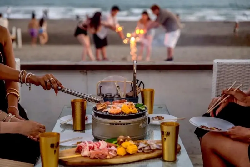 由比ヶ浜 海の家 BBQ ソファ テラス SEASIDE LOUNGE_4