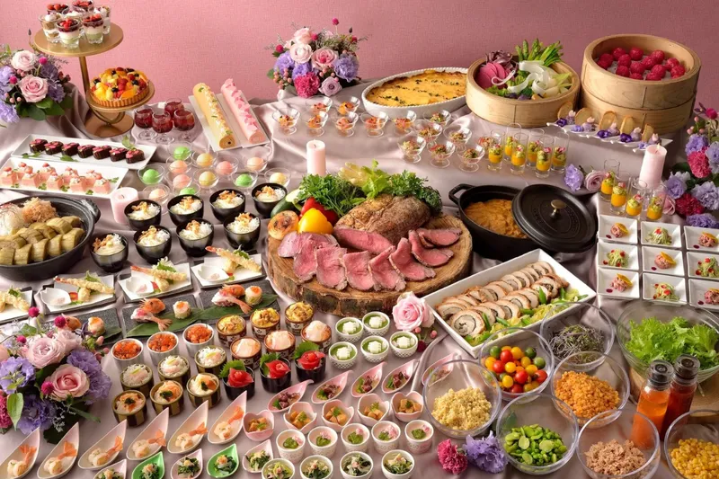 お花見＆桜スイーツビュッフェ