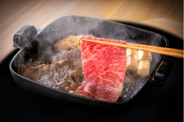 ツウの2人が選ぶ“推しすき焼き”の聖地15選
