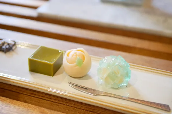 ツウの3人が選ぶ“推し和菓子”の聖地26選